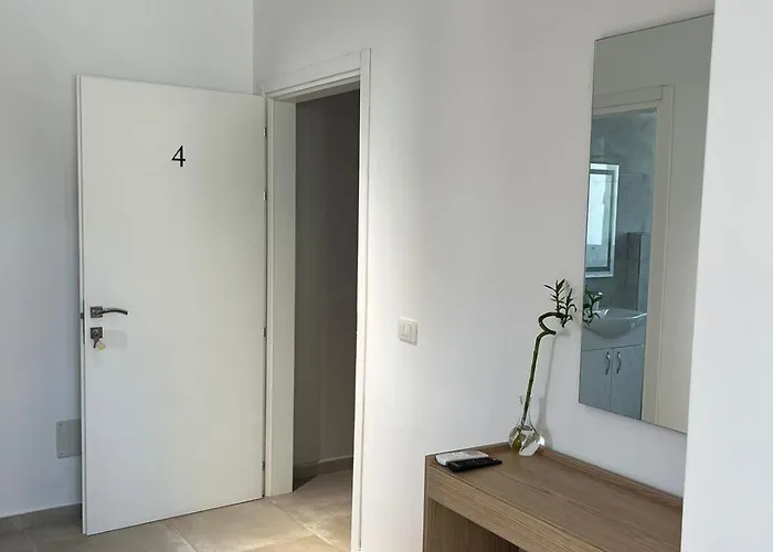 Hotel apartamentowy Nina's