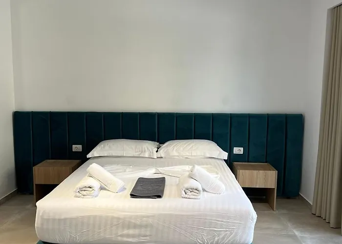 Nina's Hotel apartamentowy 3*